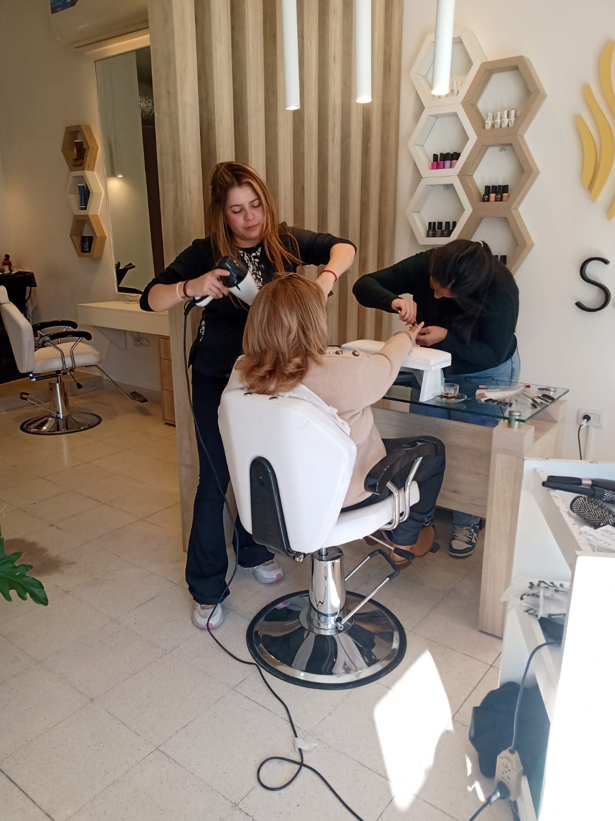 Interior de la peluquería